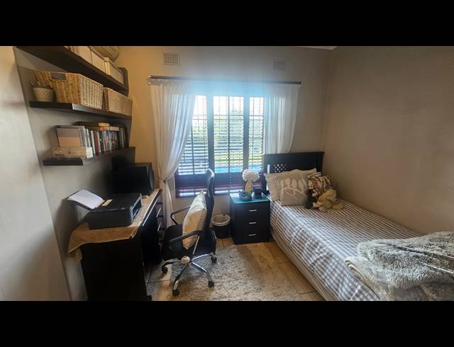 3 BEDROOM HOUSE FOR SALE IN GRANTHAM PARK